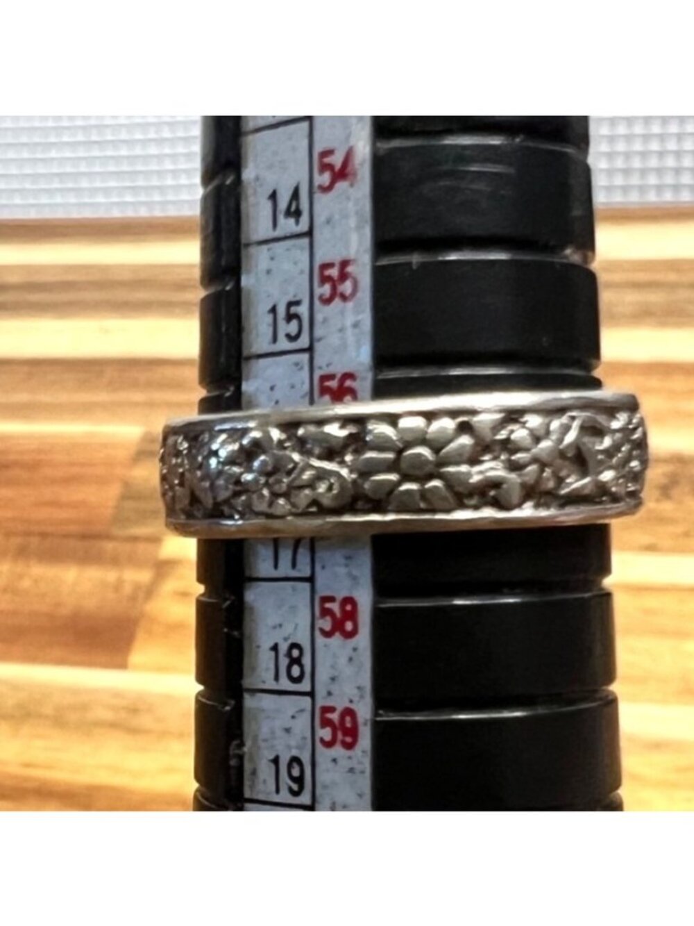 Artisan inspired vintage silver tone band size 8 floral engraved